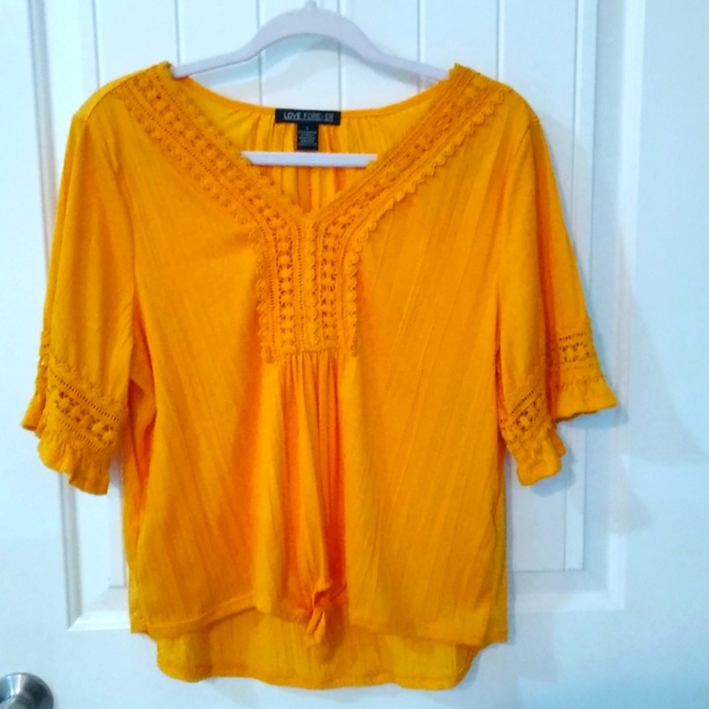 Women's shirt